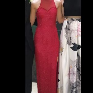 Beautiful Size 0 red prom dress. Great condition.